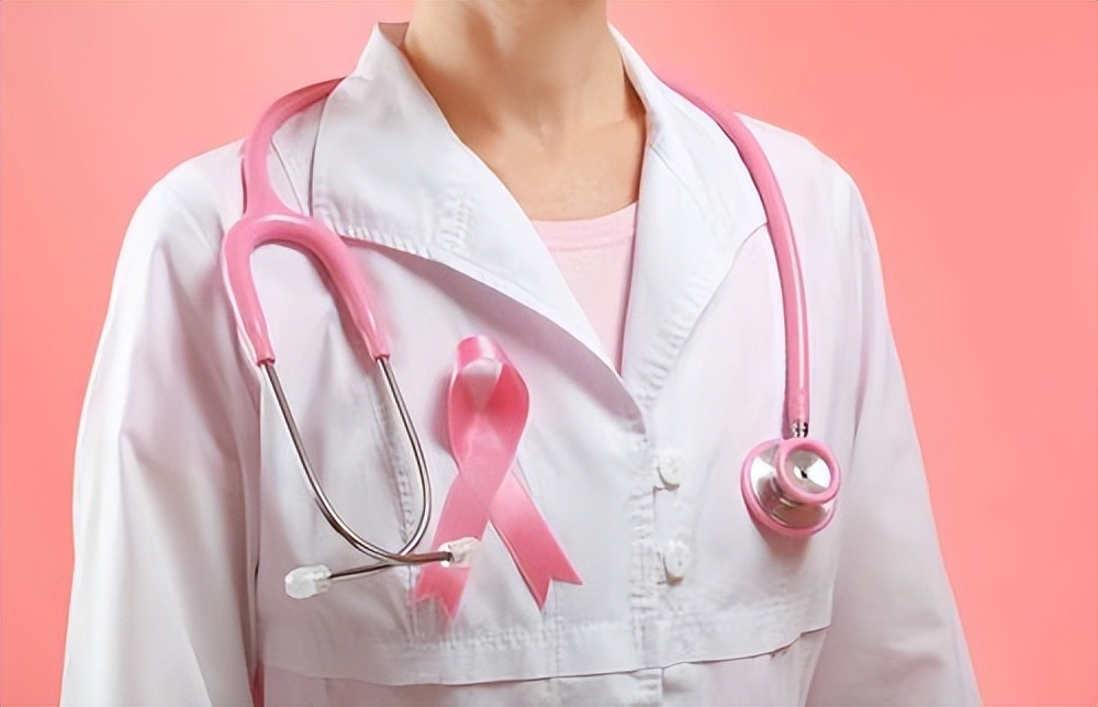 65岁子宫内膜癌早期10种症状,26岁女子子宫癌