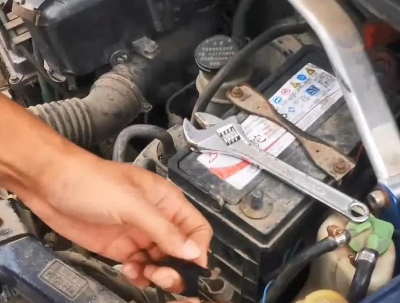 汽车不开最好不要停放多久,汽车一般可以放多久不开没事