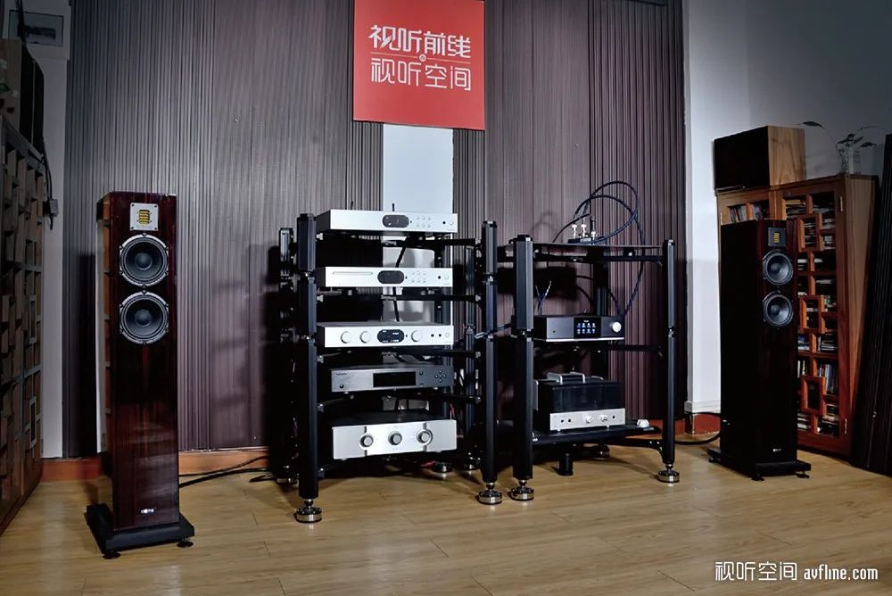 功能全面体验出色：Audiolab7000CDTCD转盘+7000A放大器
