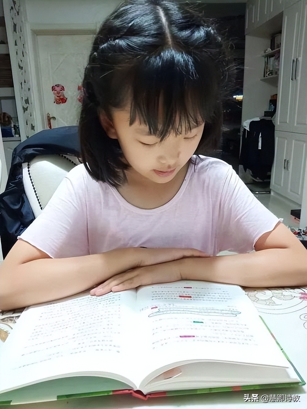 习作身边那些有特点的人300个字,三下习作身边有特点的人思路