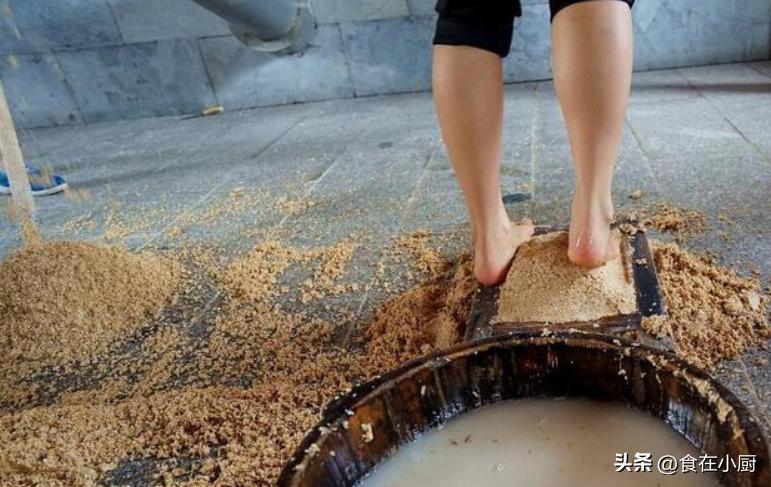 茅台酒厂女员工,茅台酒厂员工酿酒私照曝光