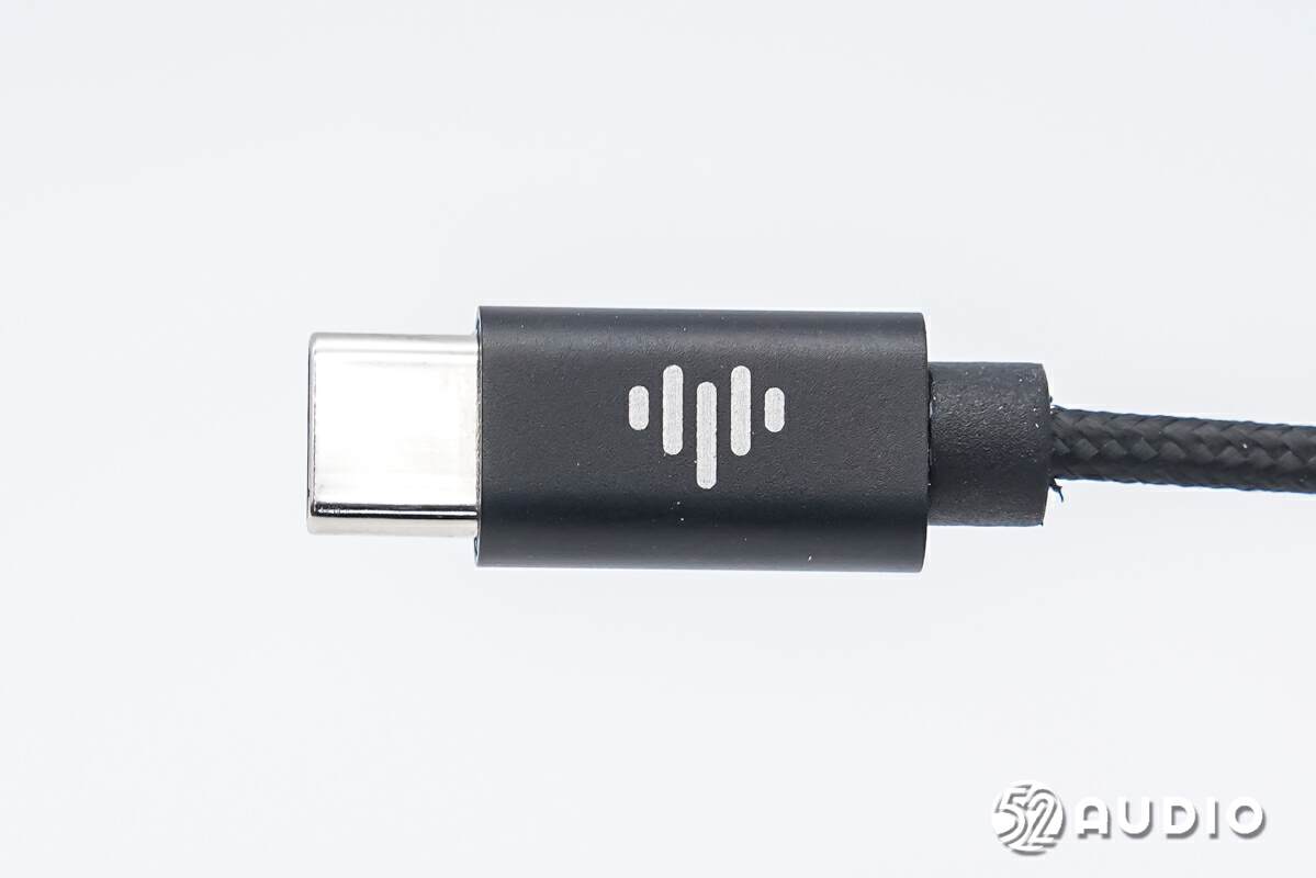 iLuvUSB-Cto3.5mm转换器拆解，高保真音频，24bit/96kHz分辨率