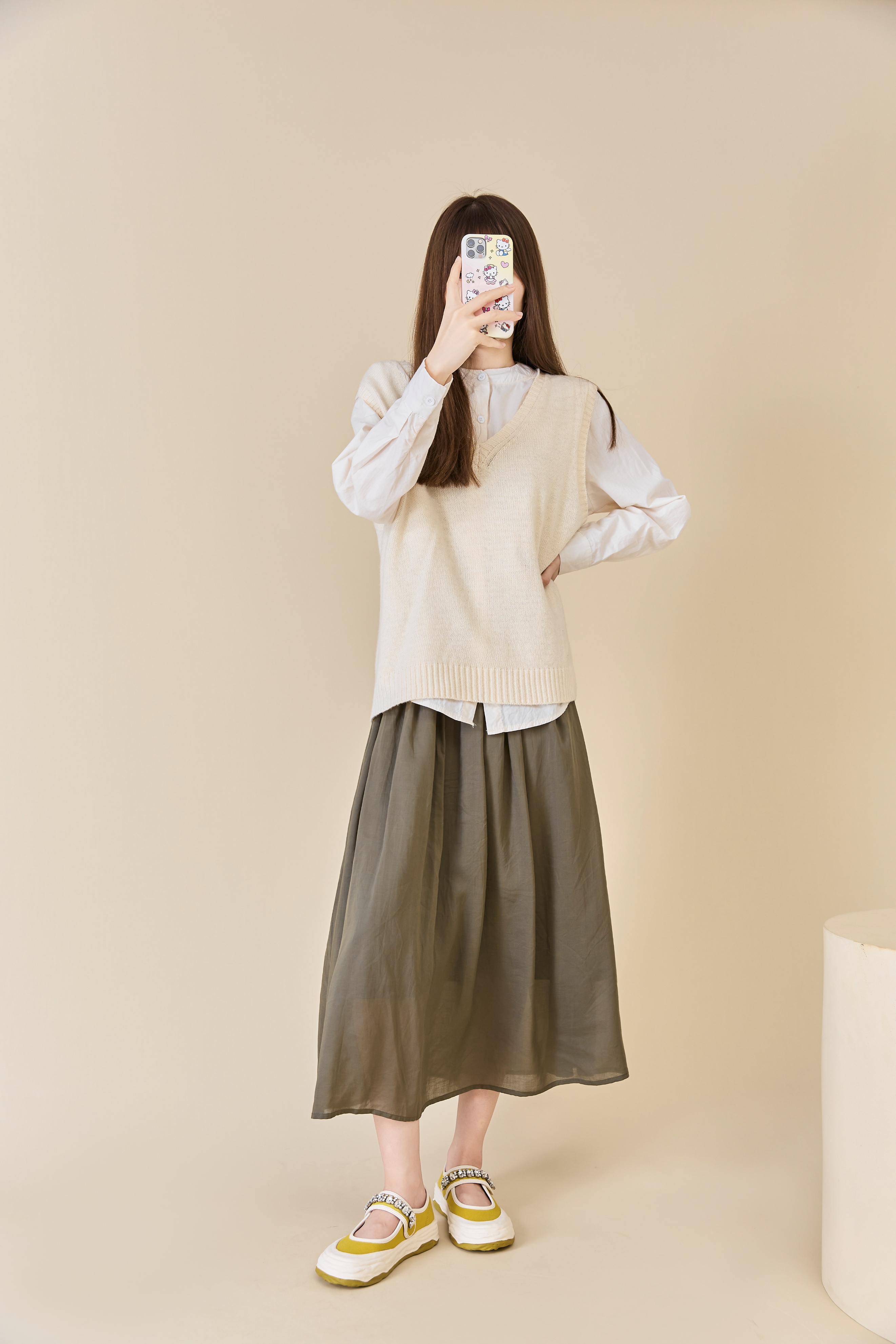 早秋想要穿出魅力和高颜值，水钻魔术贴玛丽珍一招拿下