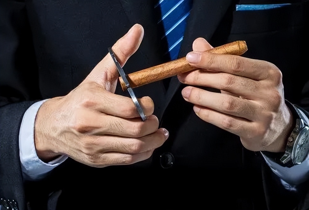 假日阳光雪茄值得收藏么,国产雪茄烟值得收藏吗