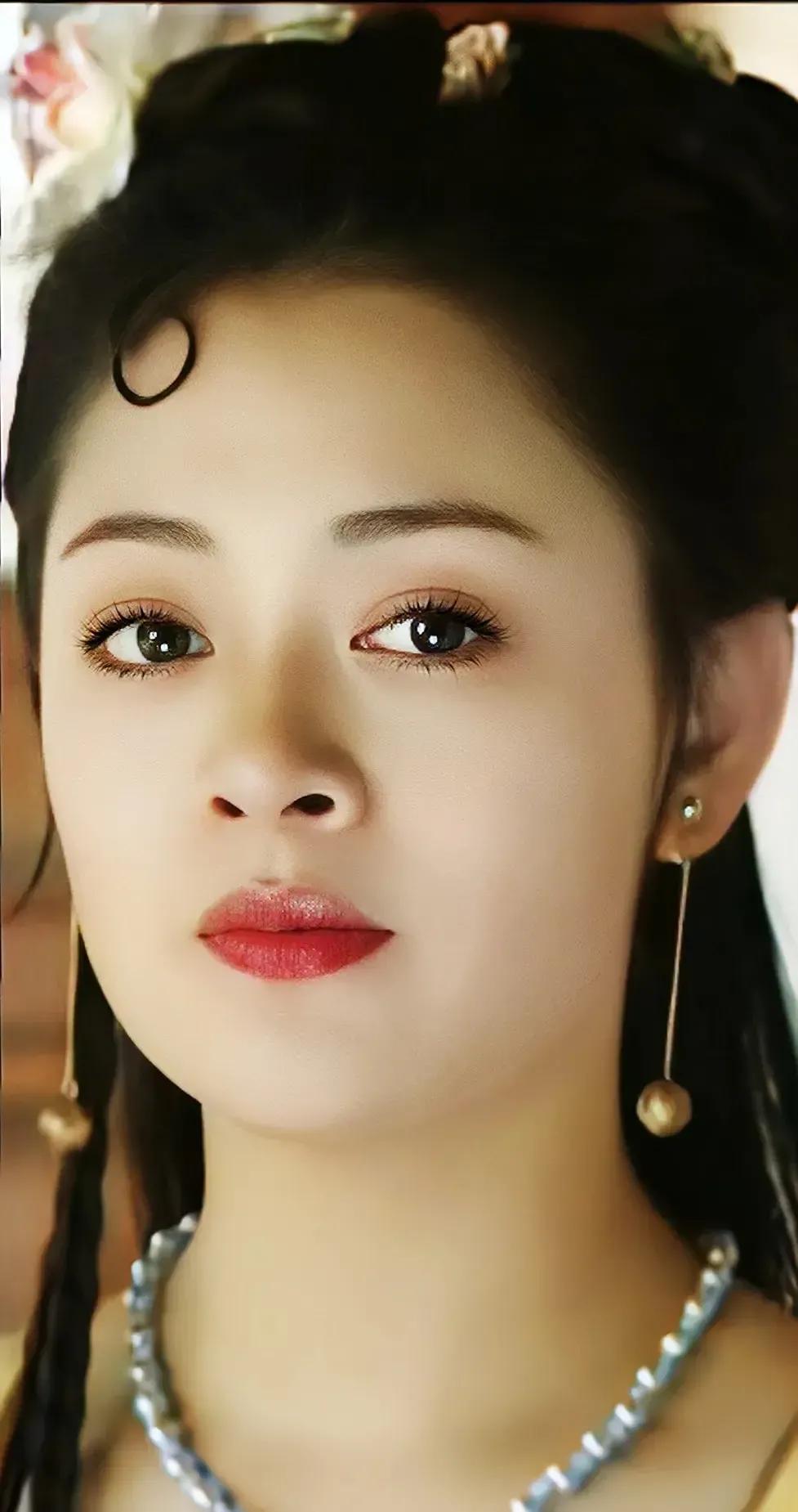 鲜妆辉映桃花红,鲜妆护肤