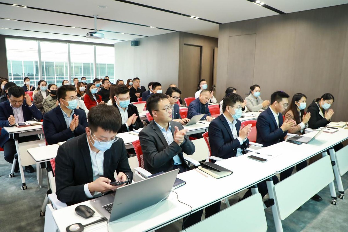 如何判断一家律所是否靠谱,律所为什么会受到公开谴责