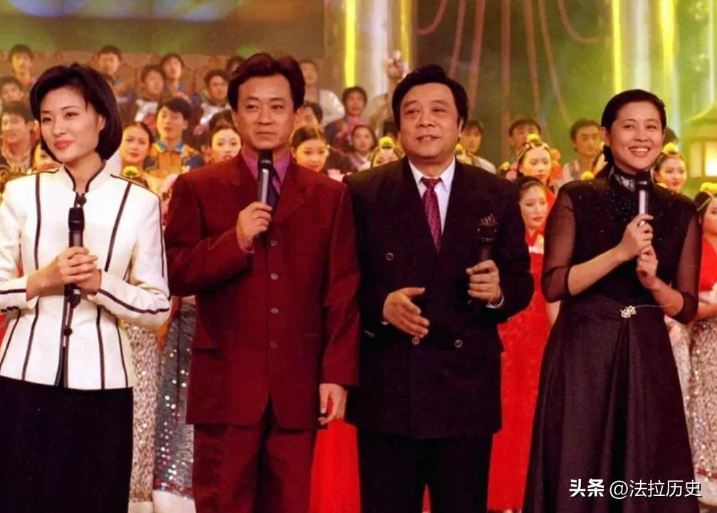 再也看不到的10位春晚主持人,中央台退休女主持人有哪几位