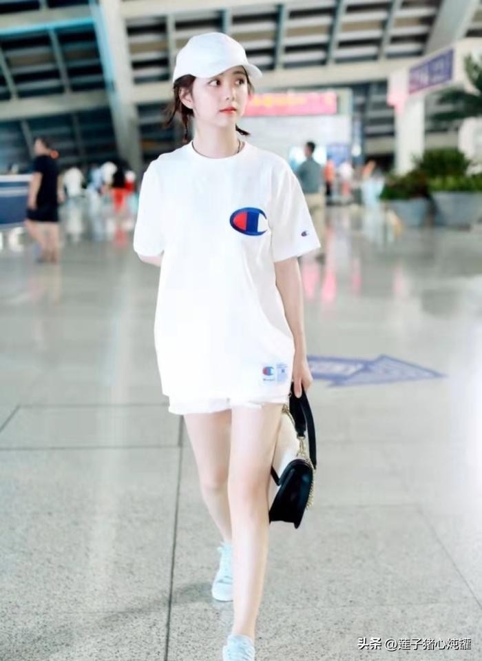 娃娃脸谭松韵穿衣搭配,怎么说谭松韵真的太会穿搭了