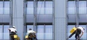 玻璃擦不干净怎么办,车窗玻璃擦不干净怎么办视频