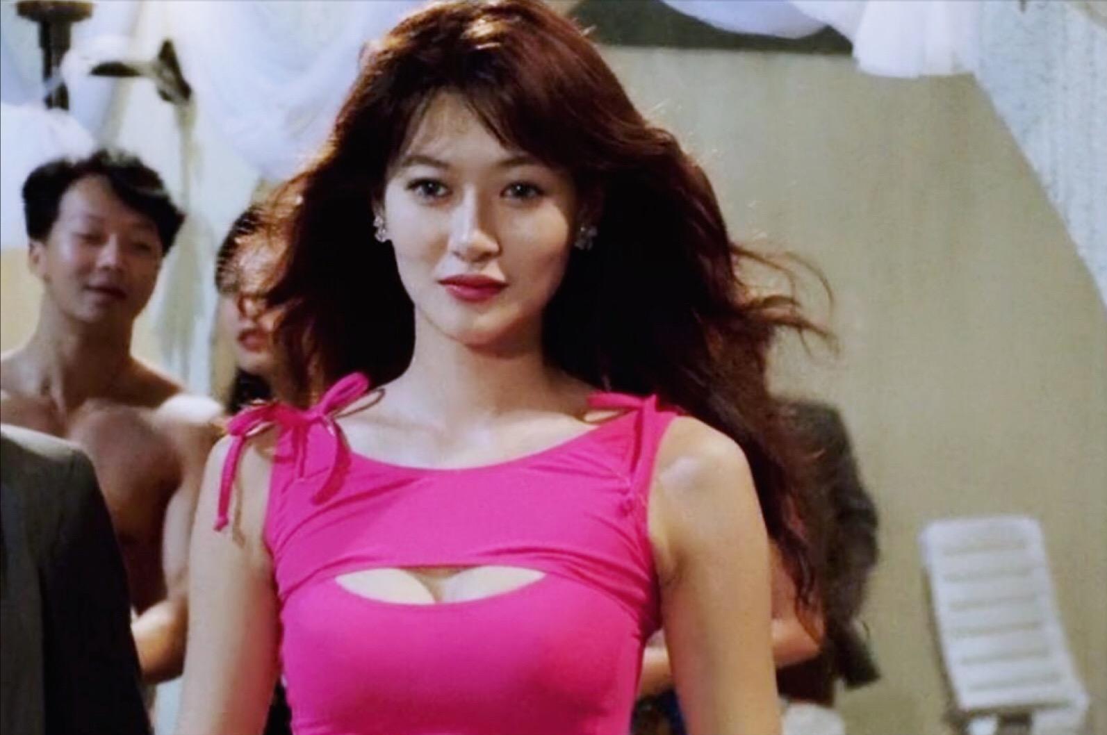 他年赚56亿拿20亿泡妞，别墅养着百位美女，晚年给儿子留26亿巨债