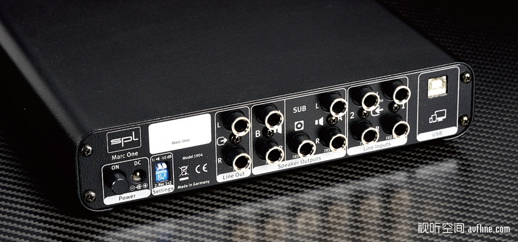 将入门级母带*听设监备**带回家：试听splOne系列产品