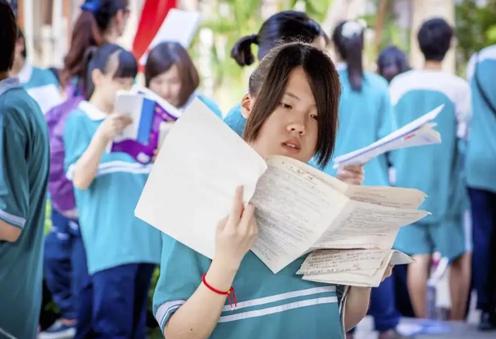 高考成绩差选什么专业就业前景好,高考450分读哪个专业比较好就业