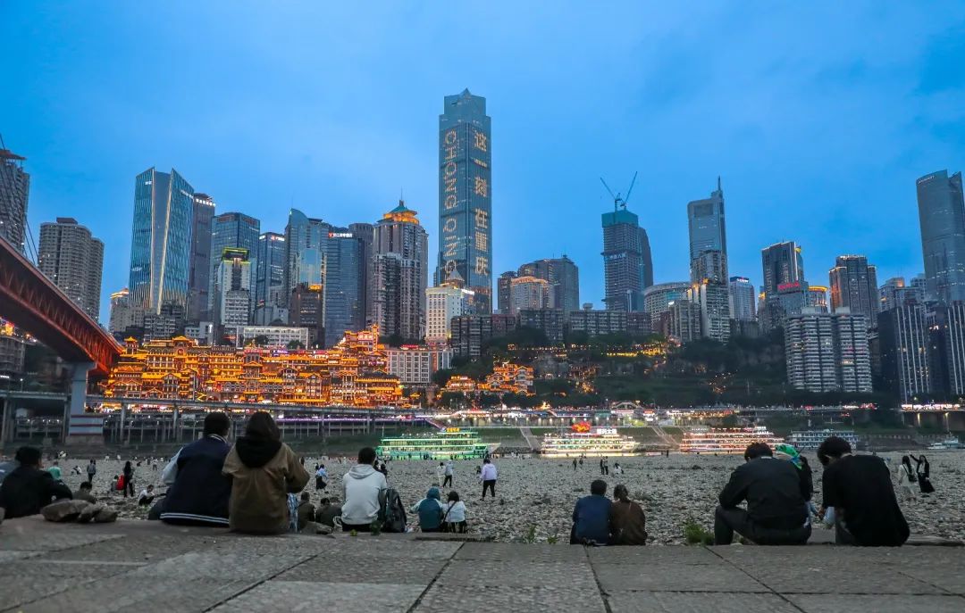 这种精彩来夜色江北体验吧