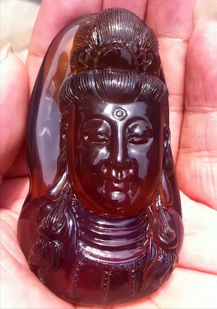 琥珀世界上最大的,世界上最著名的琥珀在哪里