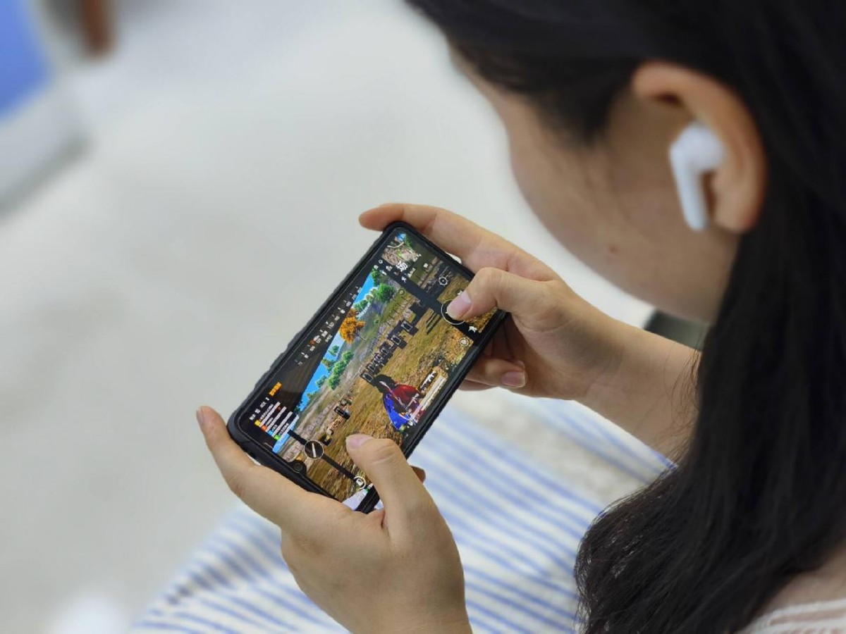 华为freebudsse2测评盖子容易开,华为freebudsse2评测视频