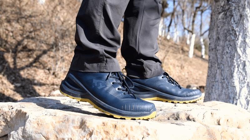 秋冬户外防水防滑软底徒步鞋,全防水全透气徒步鞋