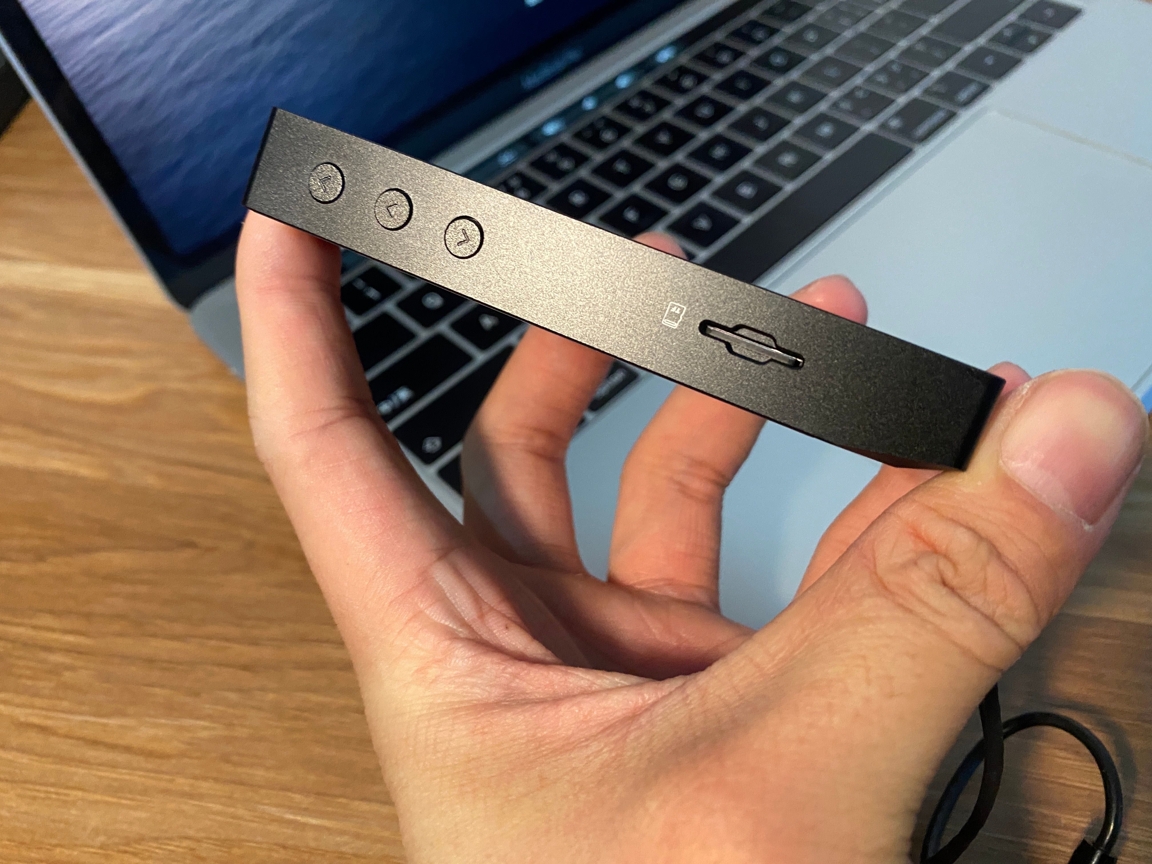 爱国者aigoerosq蓝牙无损mp3评测,高保真无损音乐hifi顶级完整版