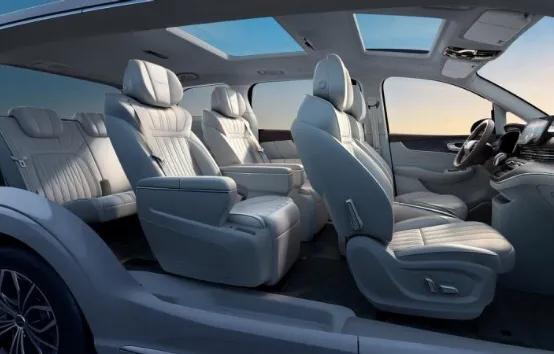 出行旅游的好帮手,头等舱商务车专属座驾