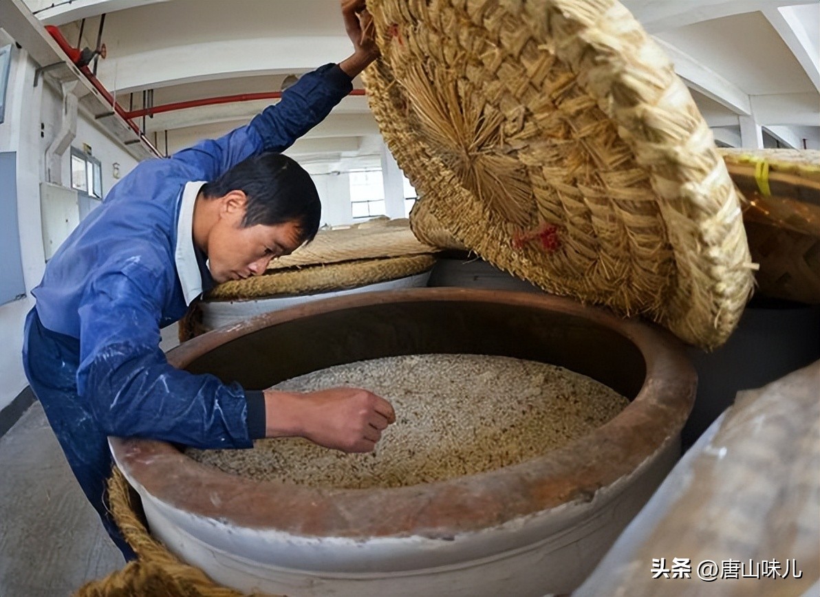 白酒出酒率几斤粮食能酿多少酒知道吗?原来有这么多影响因素