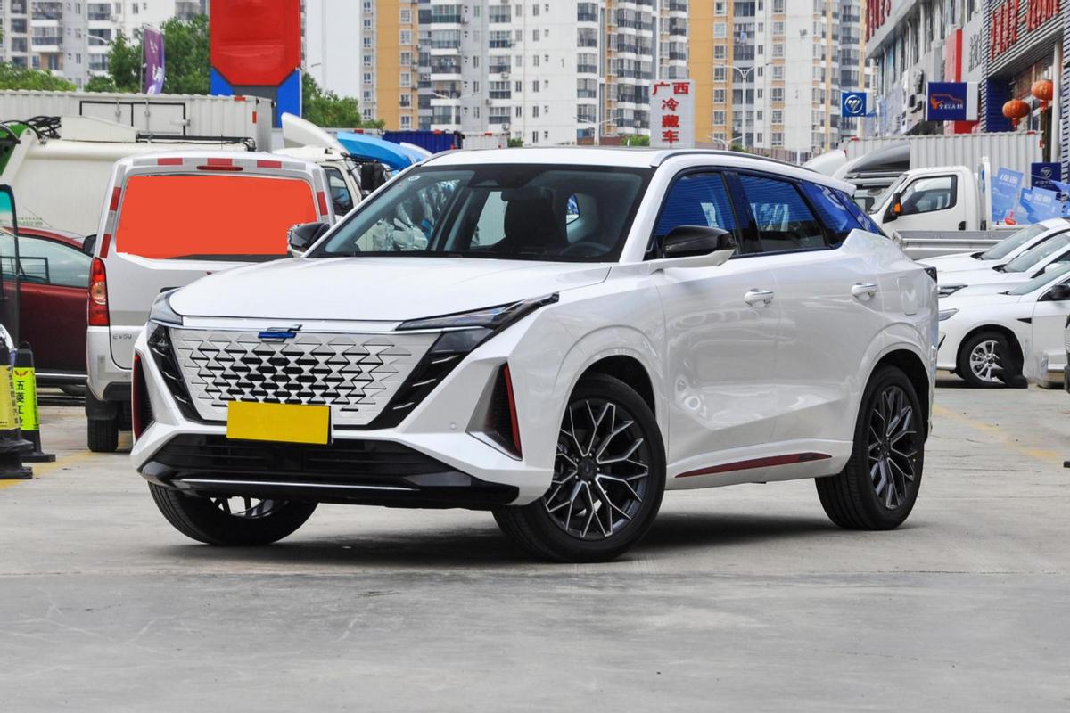 长安欧尚z6和瑞虎7p哪个值得买,开了5年的瑞虎7