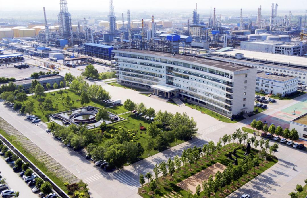 攻坚克难保履约勠力同心开新局,攻坚克难聚力乘势而上开新局