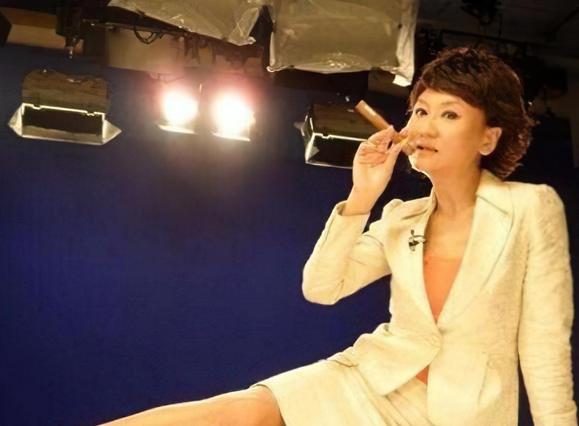 曹晴离婚后现状,曹晴婚姻惨状