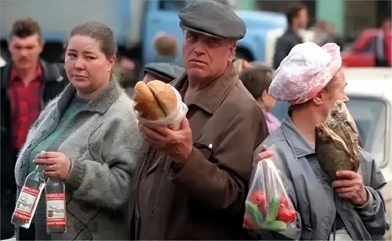 缇庡浗鍥涘ぇ绮晢鐨勭伯椋熸垬,涓編绮鎴樹腑鍌ㄧ伯vs鍥涘ぇ绮晢