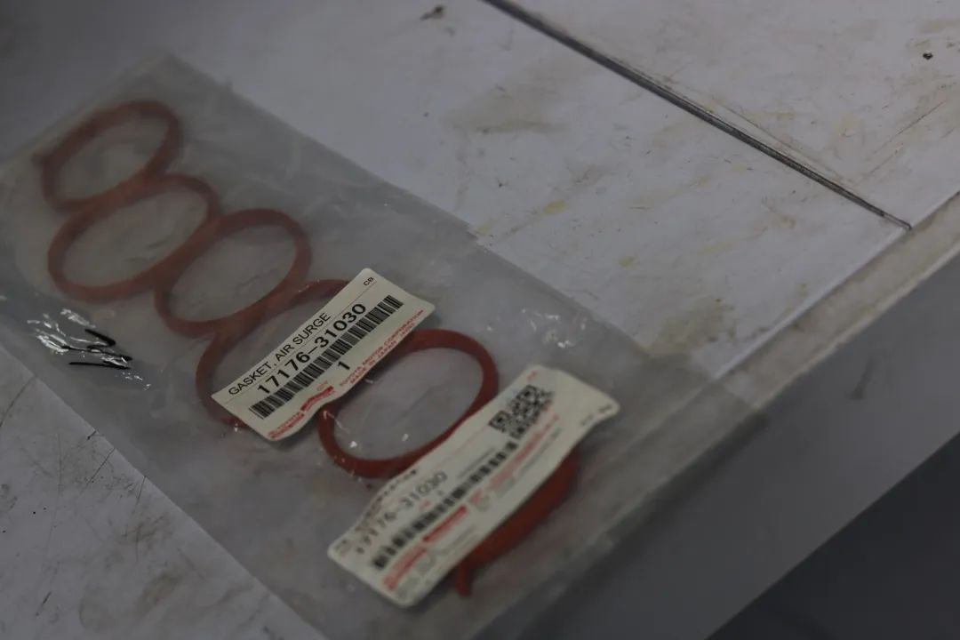 13代半皇冠底盘松散回炉重造,十三代皇冠彻底整备