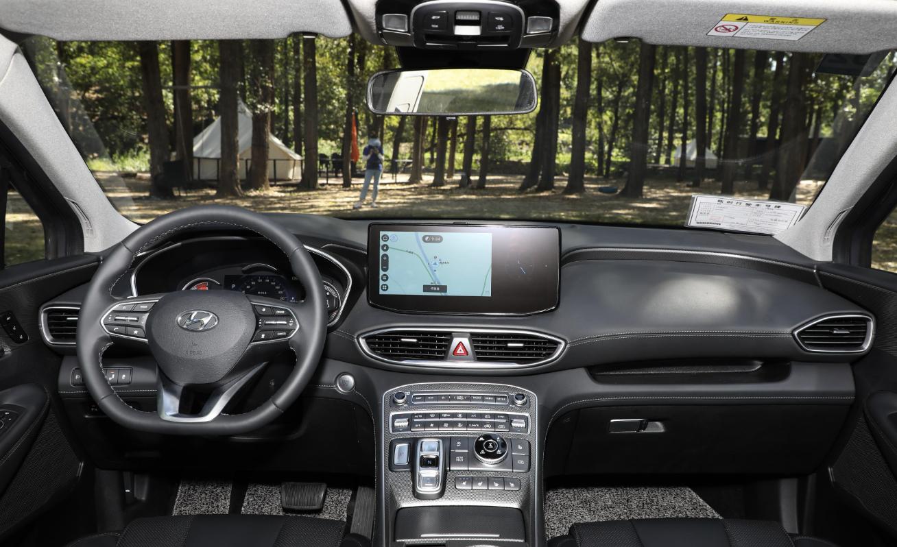 新胜达降价了多少,新胜达改中控大屏