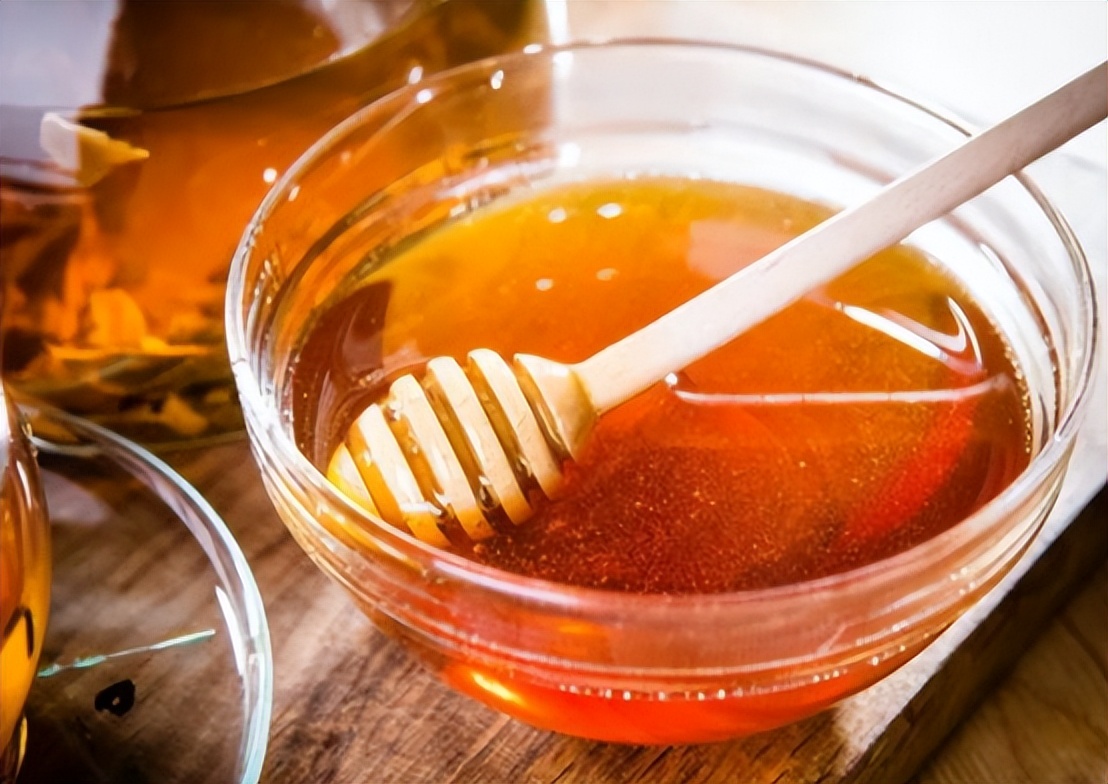 戴牙套以后出现了口腔溃疡怎么办,戴上牙套引起口腔溃疡了怎么办