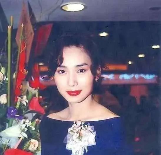 李亚鹏的历任女友有哪些,李亚鹏新女友个人简介