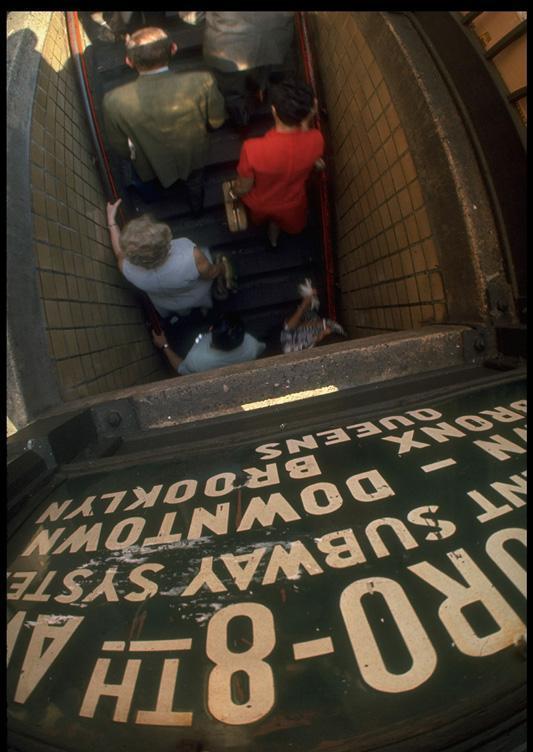 日军日记：*安妇慰**不服从管教，我很愤怒，用*刀刺**插入她的*体下**