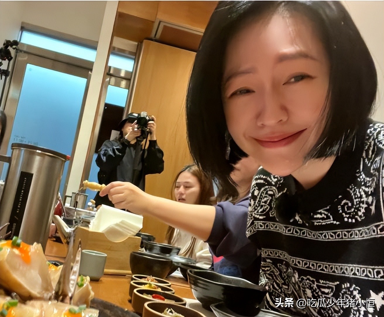 反转！小S越黑越红，受邀拍摄韩国宣传片，汪小菲旗下产品被点名