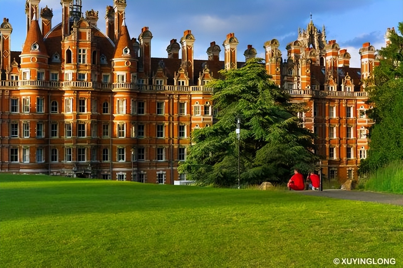 伦敦大学皇家霍洛威学院是一所什么样的大学？