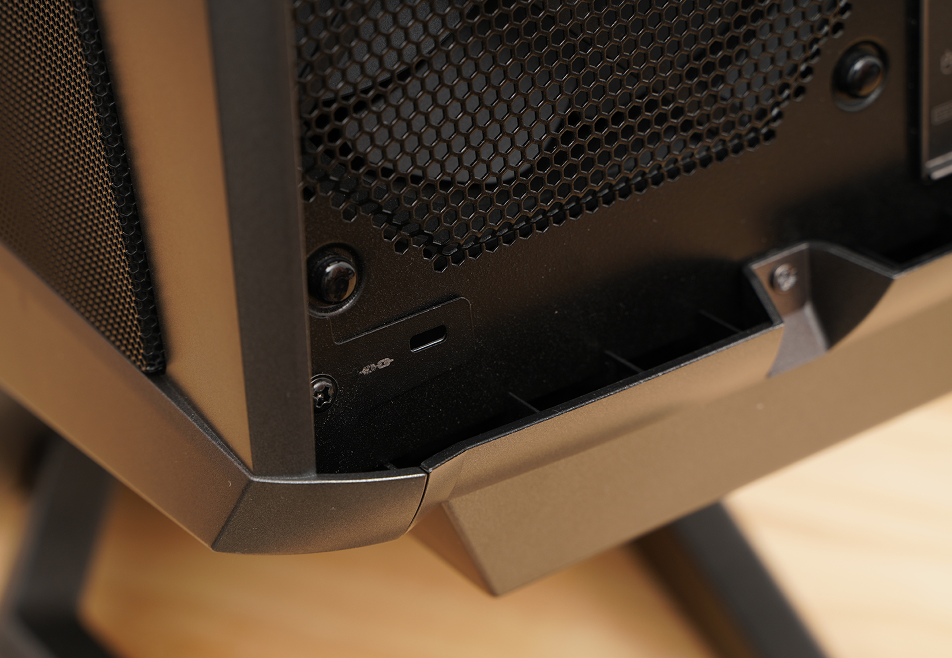 微星宙斯盾ti5值不值得买,微星宙斯盾ti5怎么样