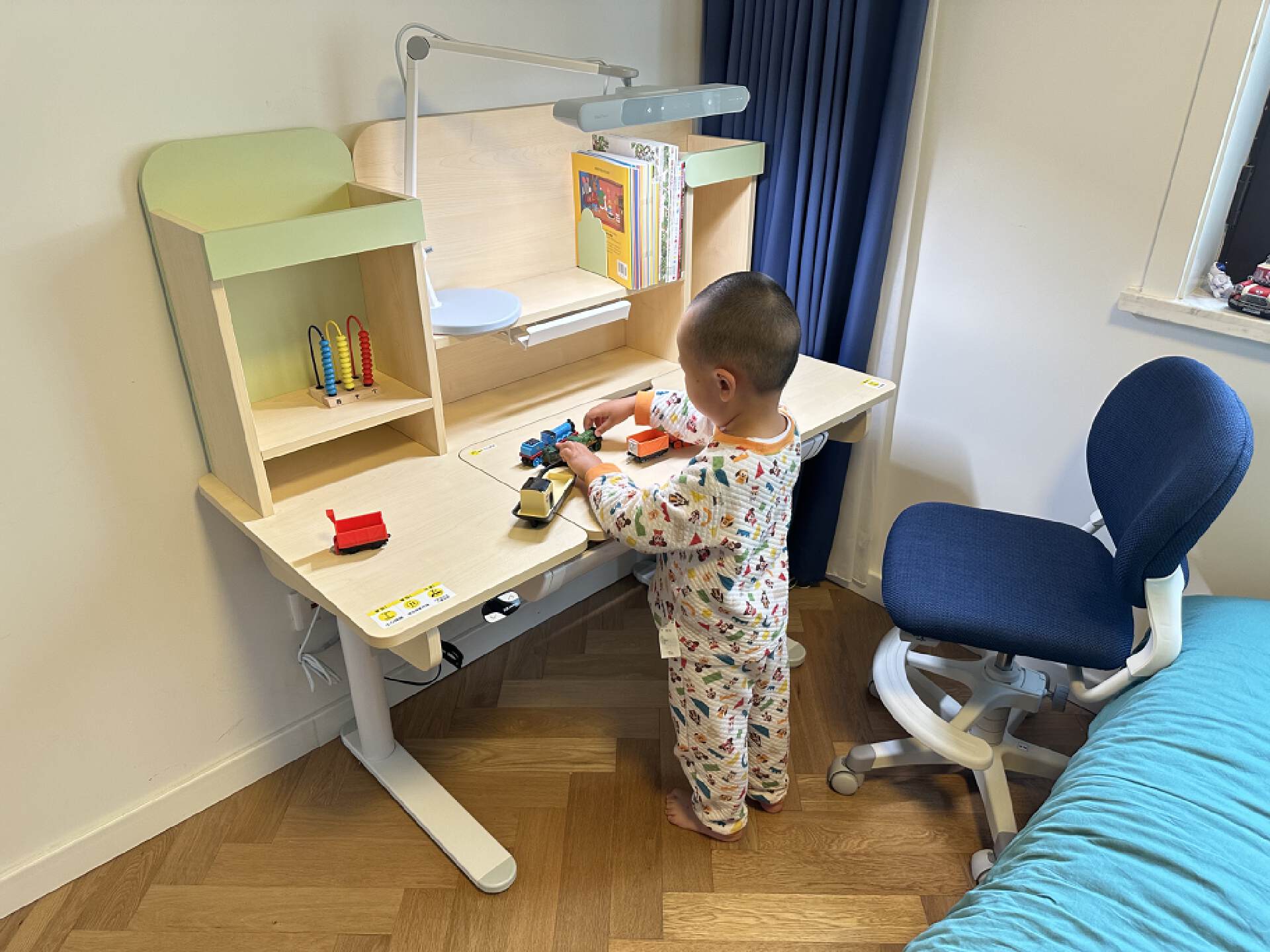 乐歌升降桌ec5蓝色,乐歌EC2电动升降学习桌