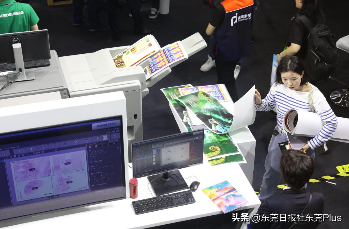 印博会第二天展位爆棚,2023东莞印刷包装展会