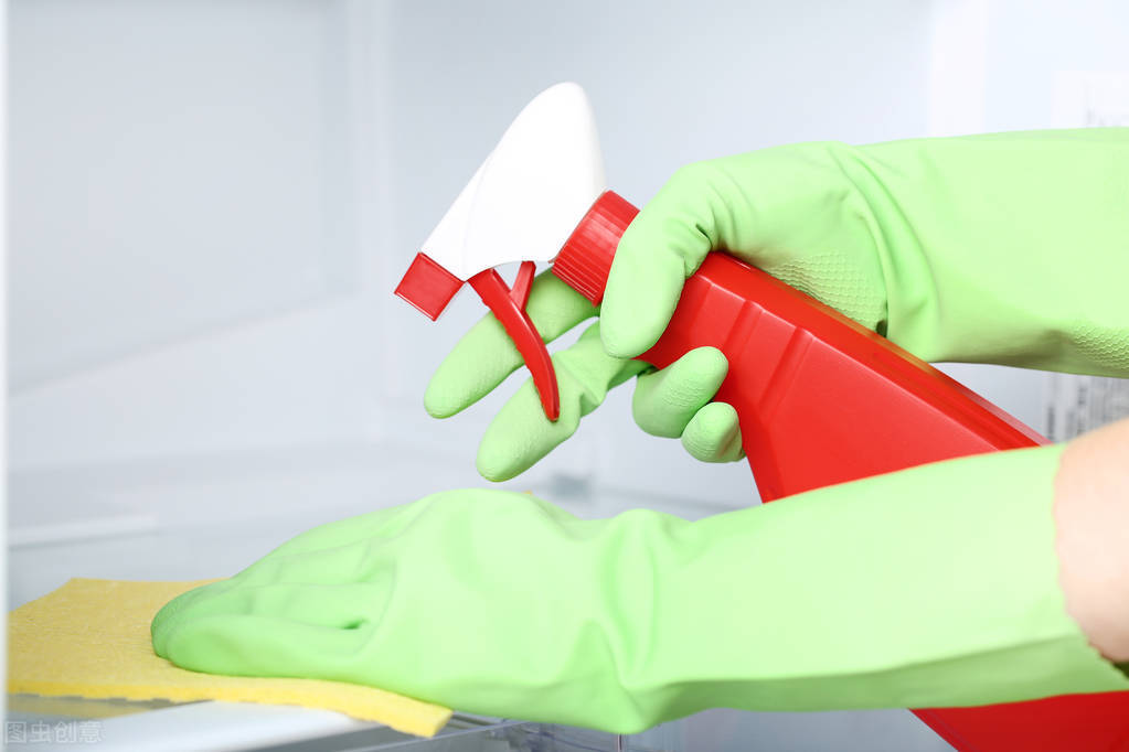 冰箱太脏了怎么洗才干净,冰箱脏了该怎么擦洗