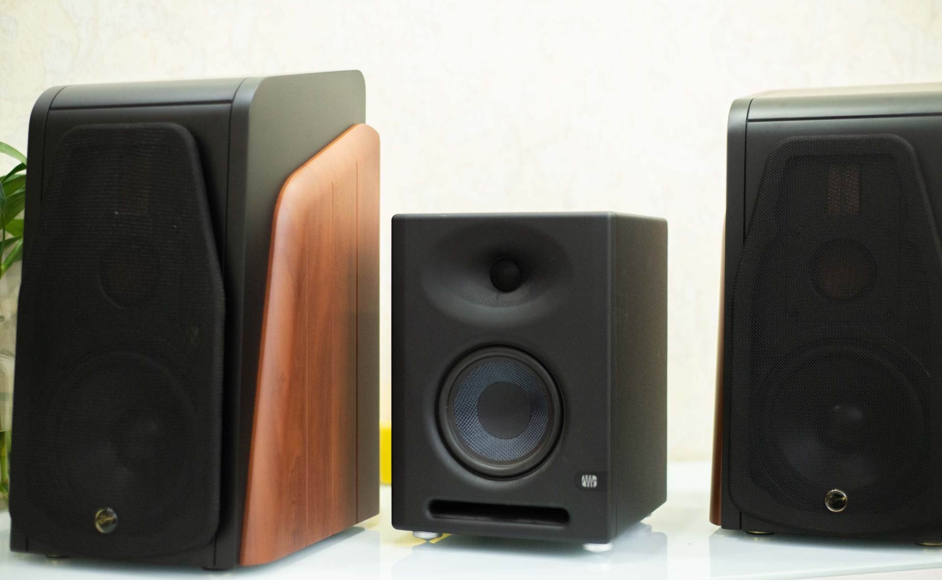 惠威m300有源音箱致敬高品质生活,惠威音响m300mkii真假分辨