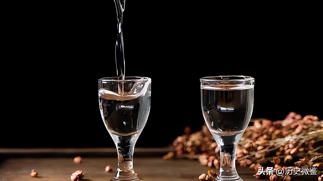 新中国第一宴，周总理为何选汾酒，而不选“国酒”茅台？