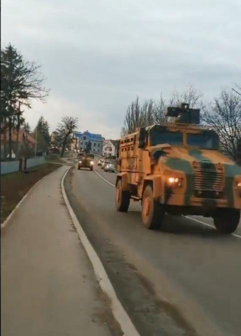 土耳其第一架援乌的无人机,土耳其s400军援乌克兰