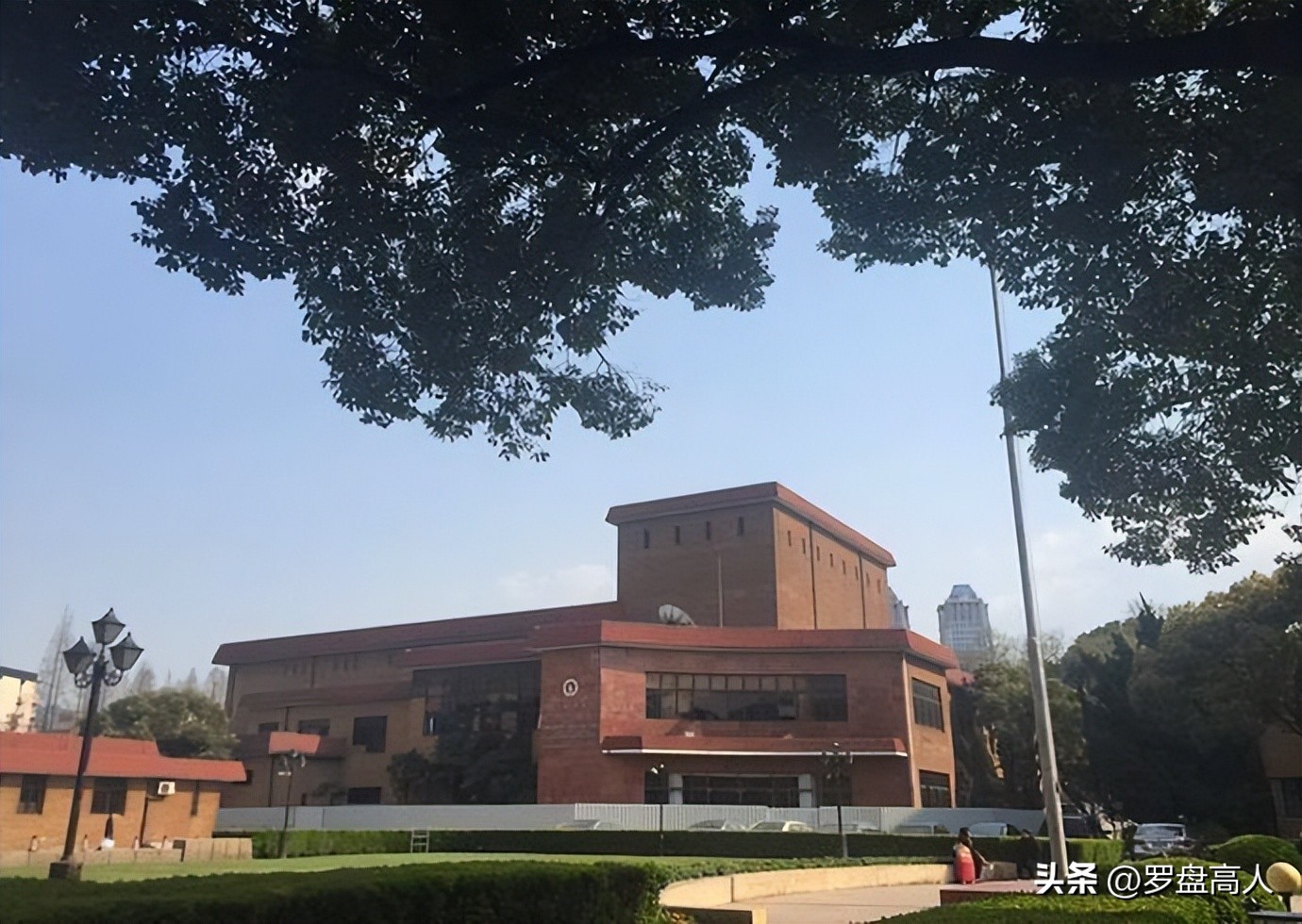 高校影像：上海财经大学——百年上财，日新月异