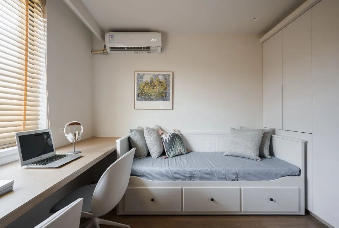 她买下超烂“老公房”，花33万惊艳众人，网友：太有眼光了