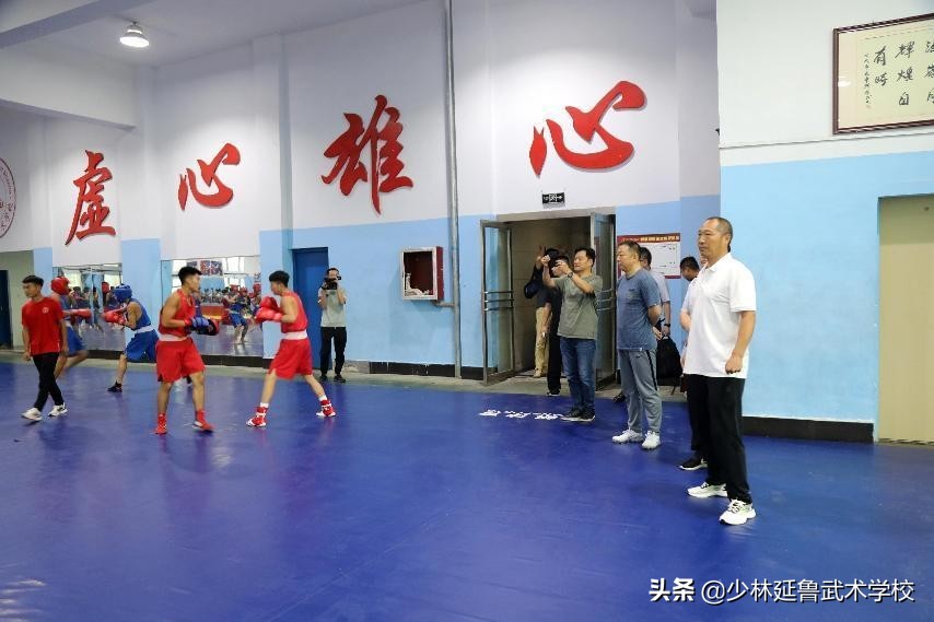 中国足球发展基金会领导来校调研指导,共筑体育事业发展平台