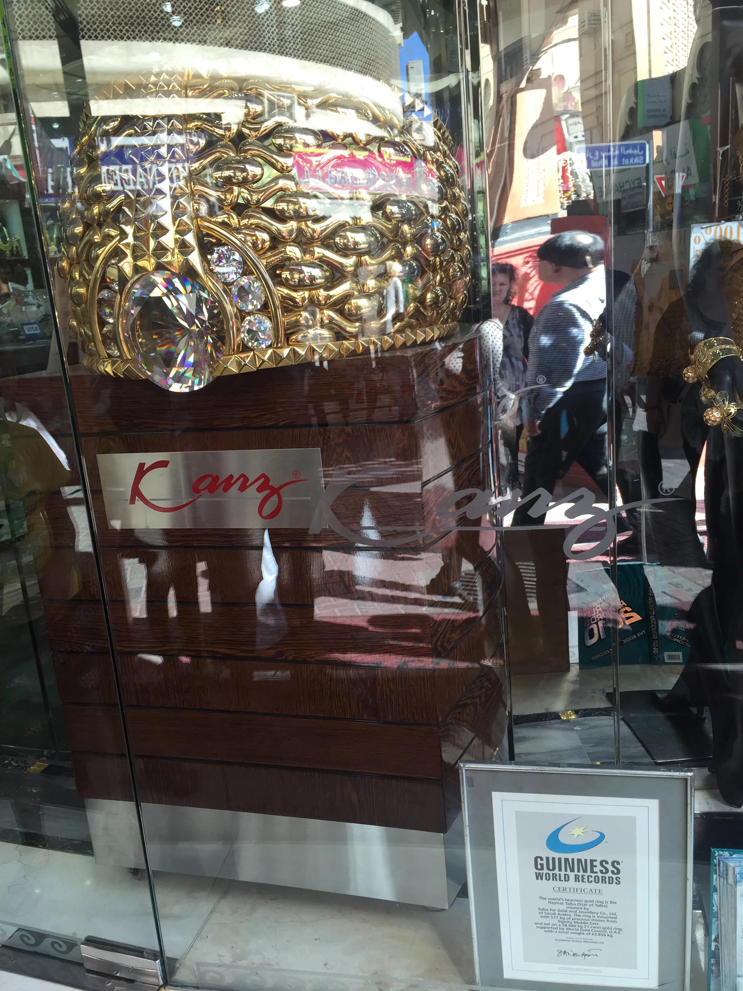 迪拜土豪男士金戒指,探秘最大的黄金市场