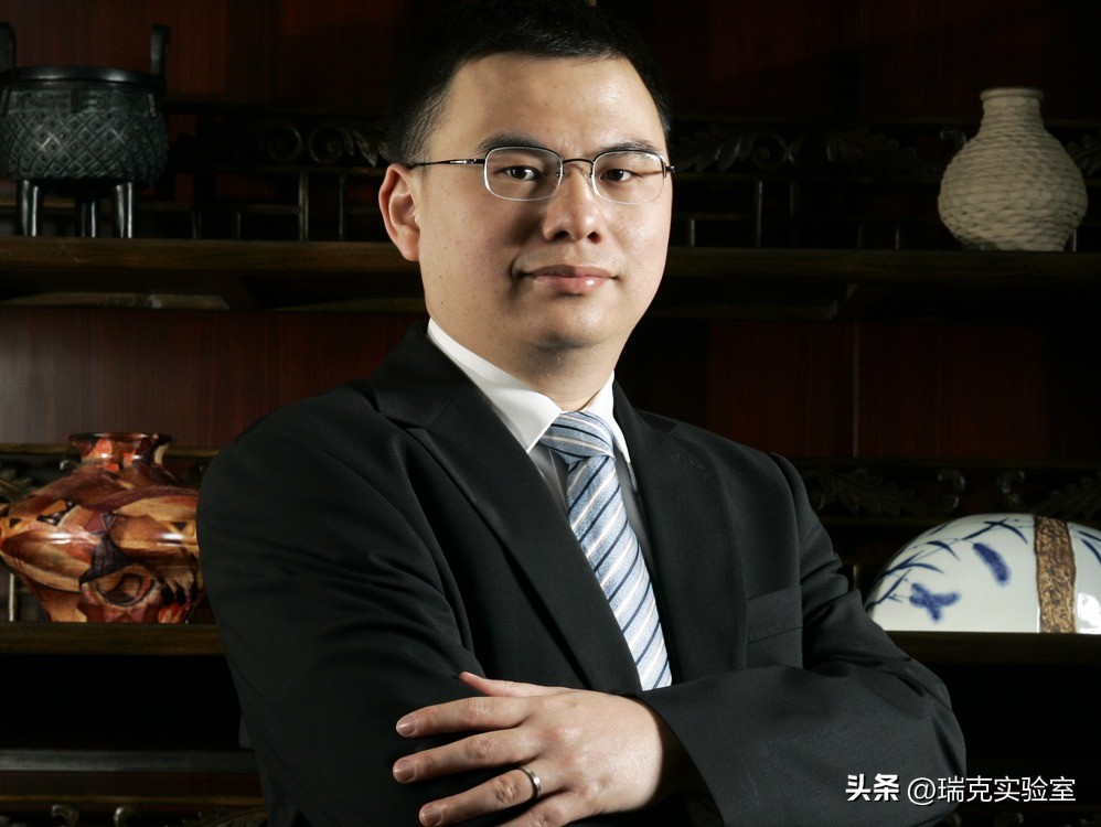 东莞最低调富豪：坐享亿万身家，出门开20万的车：我成就了马化腾