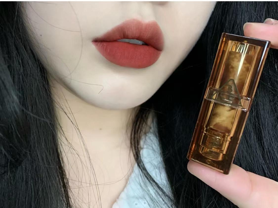 naturaglace口红哪个颜色适合黄皮,makeupforever口红黄皮推荐