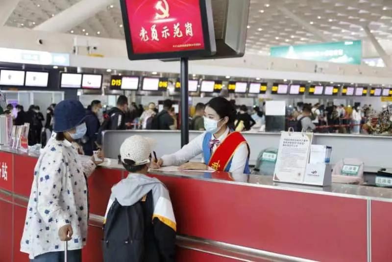 郑州国际机场出行政策,郑州机场免费时间表