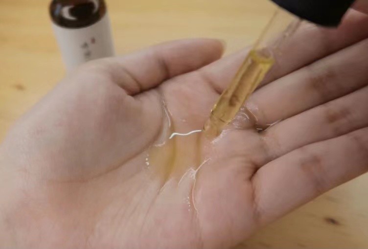 家庭护肤必备精油,自己在家怎么用精油护肤