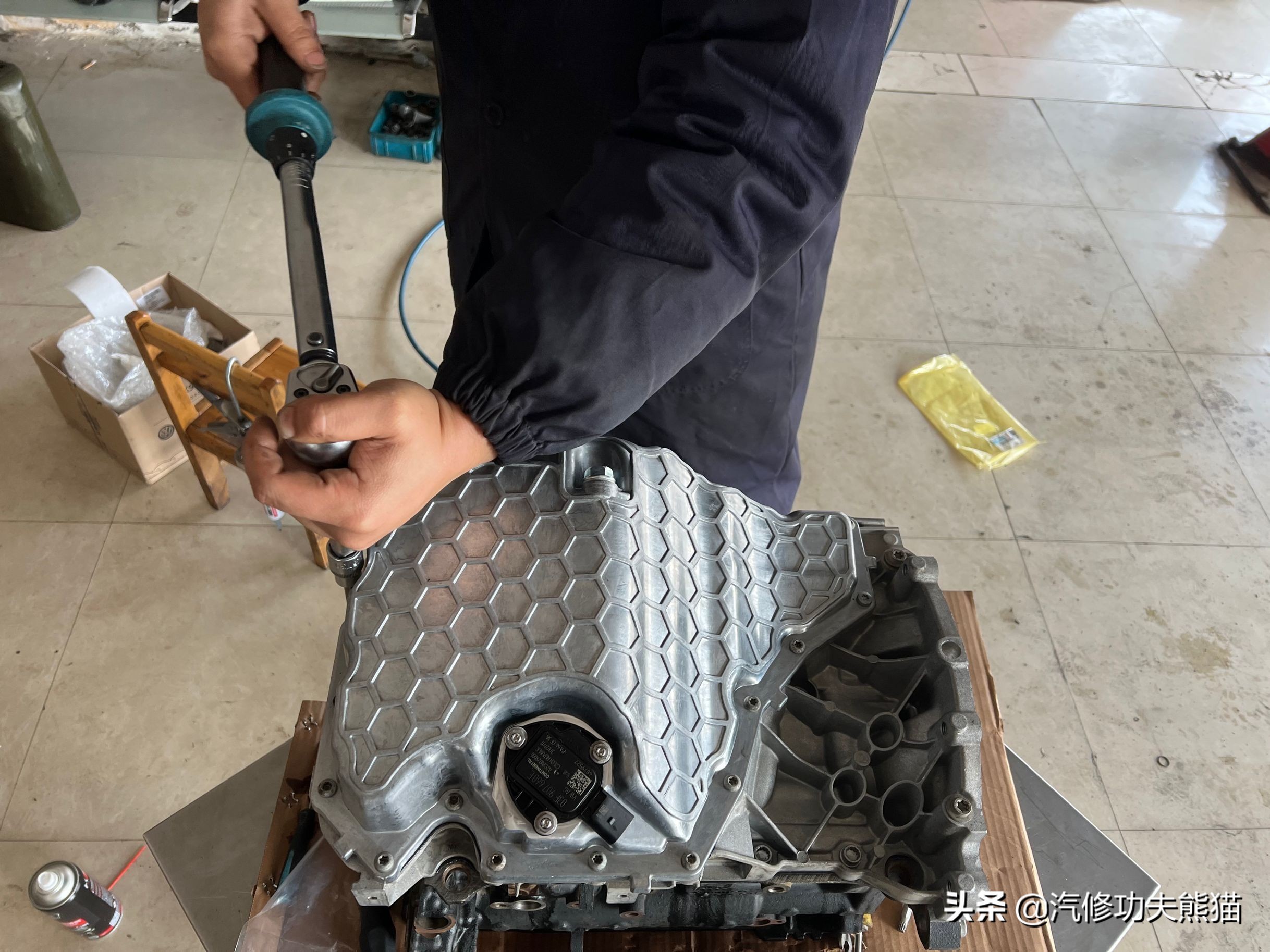 奥迪q5三代ea888烧机油是怎么回事,奥迪q5三代ea888不烧机油